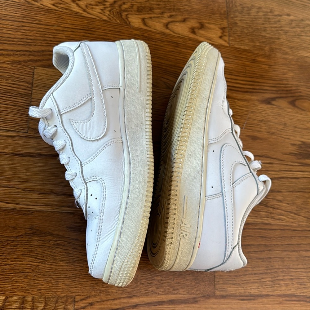 White air forces good condition